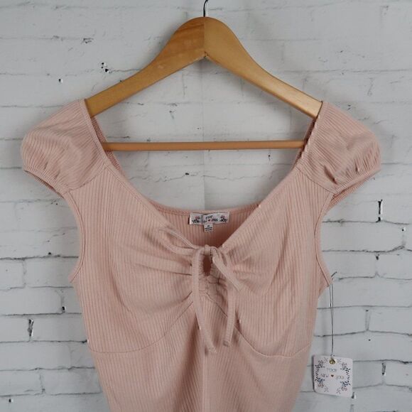 POOF NEW YORK LIGHT PINK CAP SLEEVE RIBBED CROP TOP SIZE MEDIUM NWT - Picture 6 of 8